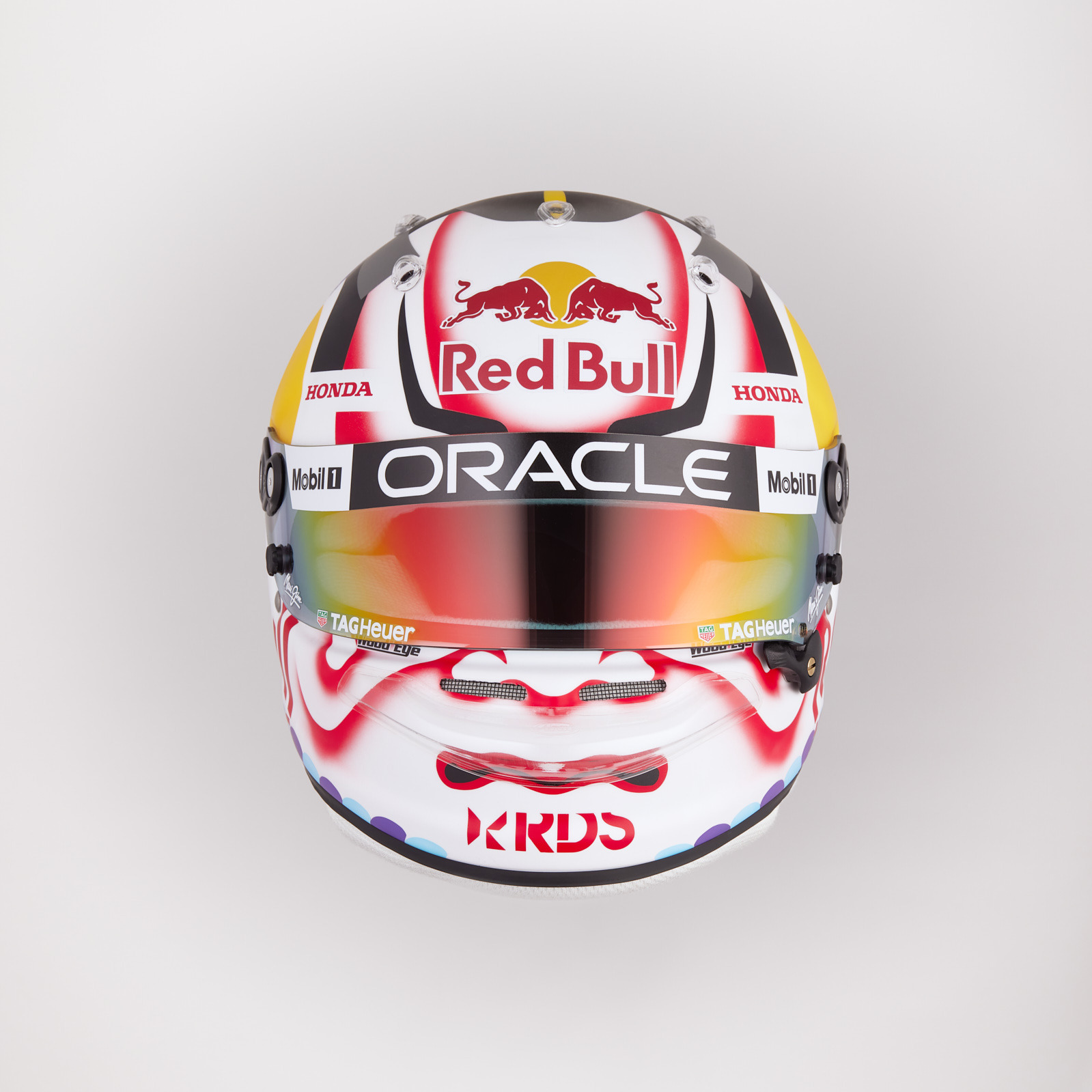 角田裕毅選手がF1日本GP用の特別デザインヘルメットを公開 角田裕毅選手がF1日本GP用の特別デザインヘルメットを公開