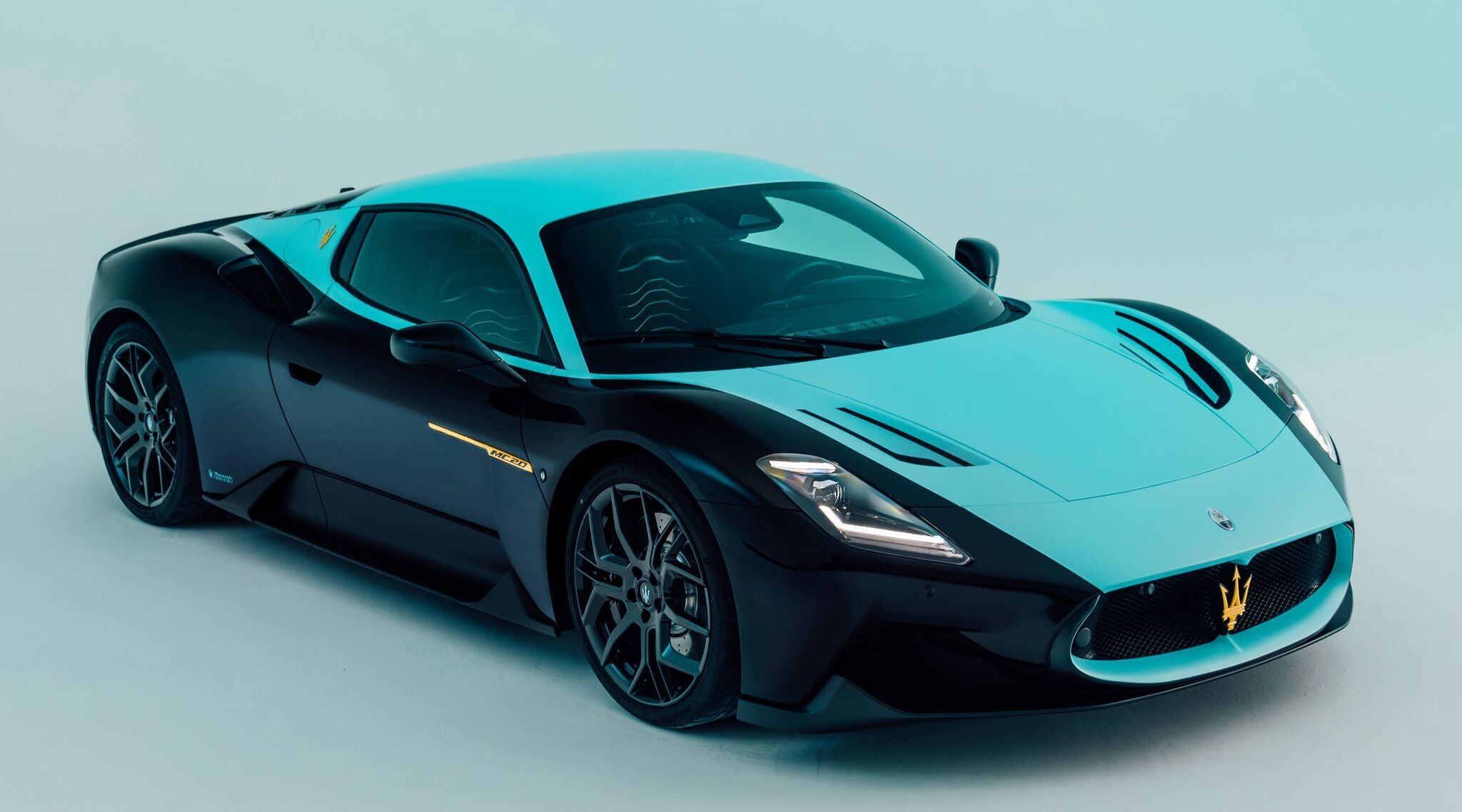 【希少本】Archivio Maserati （マセラティ）〈1998冊限定〉 Maserati Archivio Maserati | 株式会社BINGO