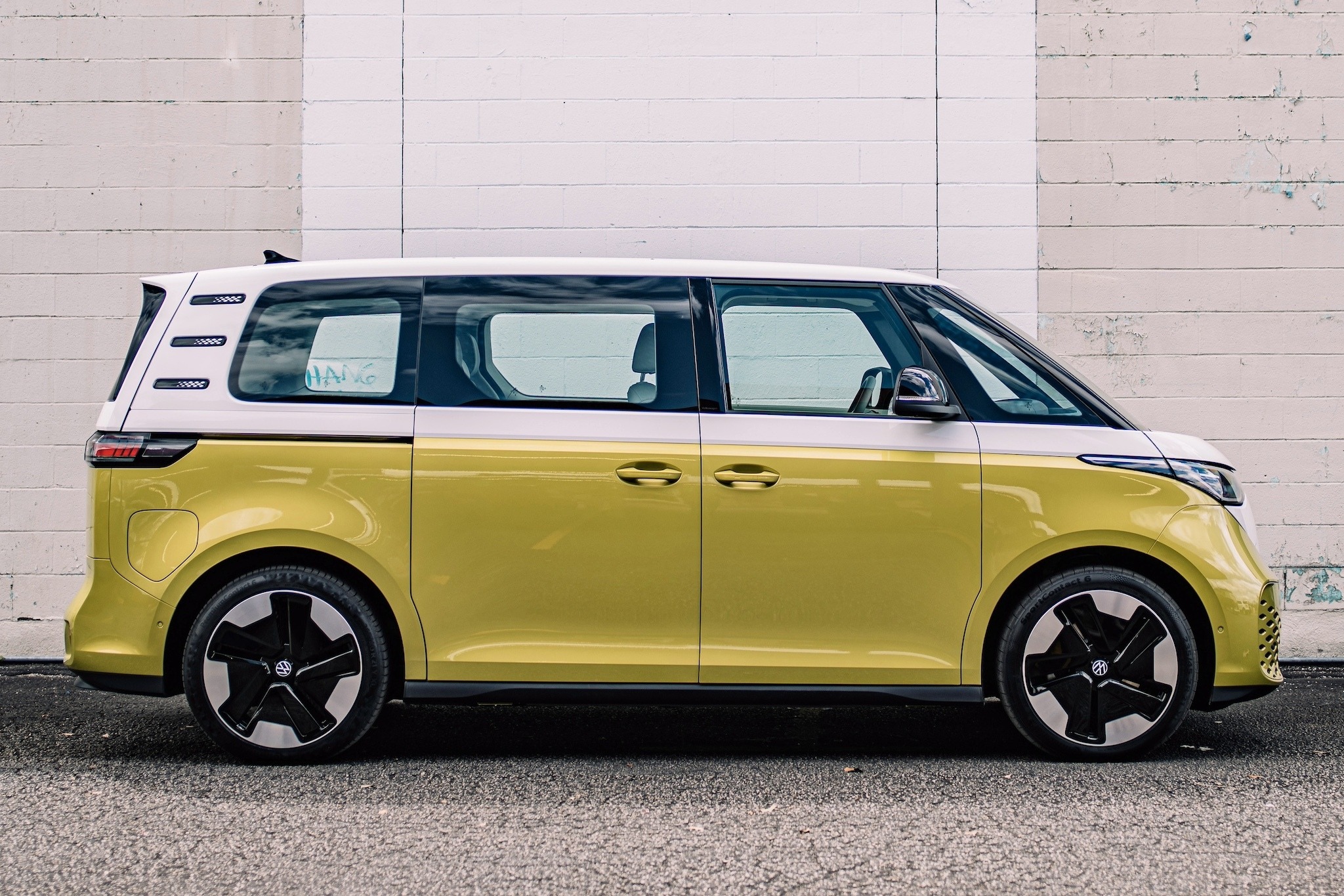 新世代ワーゲンバス『ID. Buzz』ついに日本上陸！…新型車ベスト5 2025