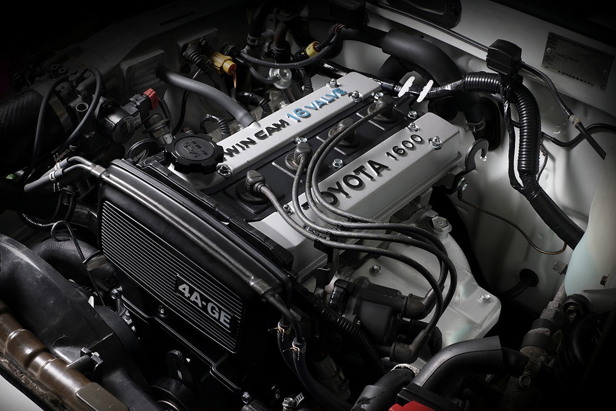 AE86 4AG ヘッドASSY 純正　レビン　トレノ トヨタ - AE86 純正 4AG シリンダーヘッドASSY レビン トレノ