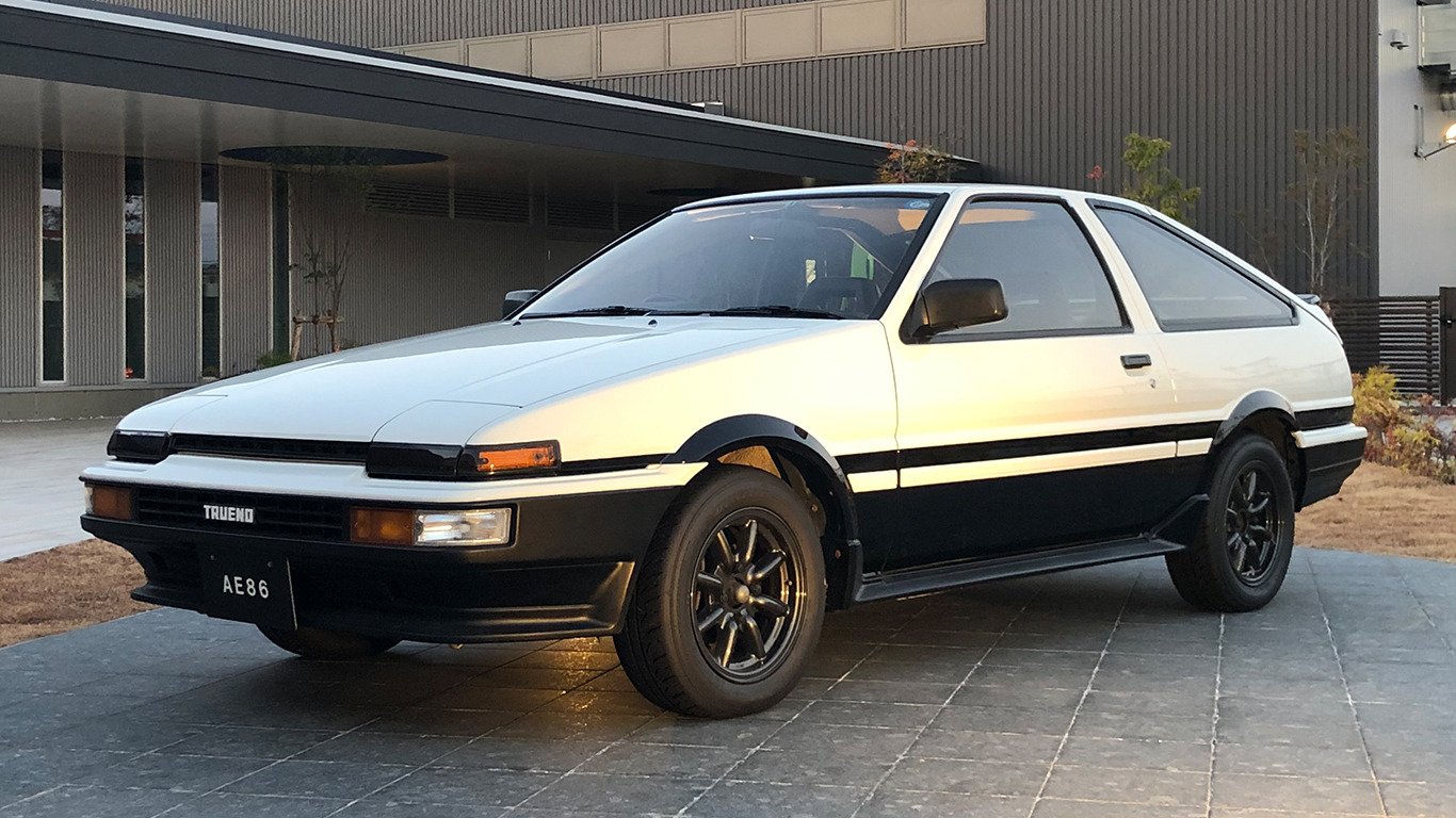 三菱　ランサーエボリューション4 ✖️2 トヨタAE86 スプリンタートレノ ✖️2 IG0486 1/43 Toyota Sprinter Trueno 3Dr GT Apex (AE86) Red