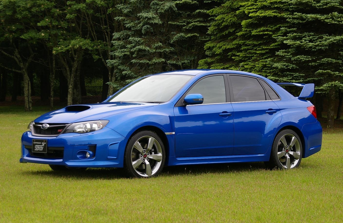 スバル インプレッサ STI 4ドア】いま、4ドアが追加された理由