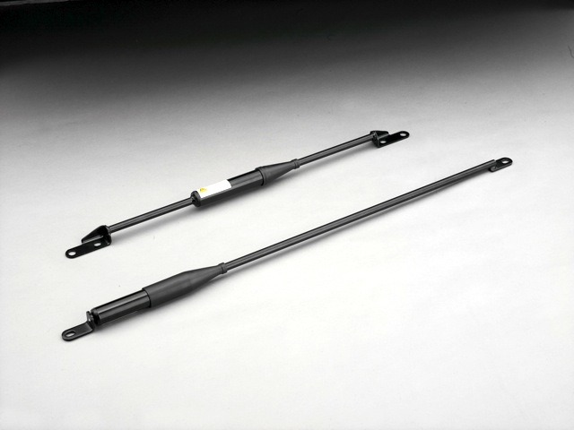 レクサス CT200h 発表】ヤマハのパフォーマンスダンパーを採用