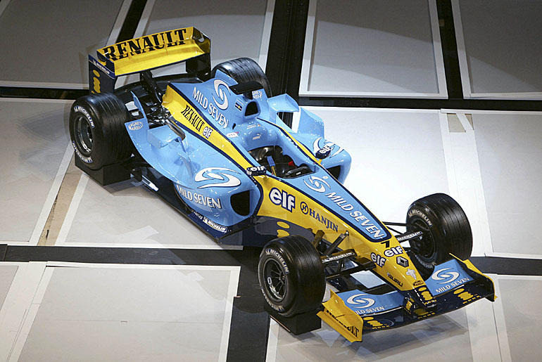 Amazon.com: F1マシンコレクション 86号 (トヨタTF104B ヤルノ