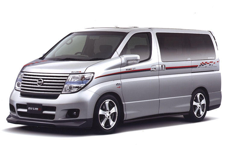 ニスモ　スプリング1台分　エルグランドE51 NISMO、エルグランド用パーツをマイナーチェンジ対応