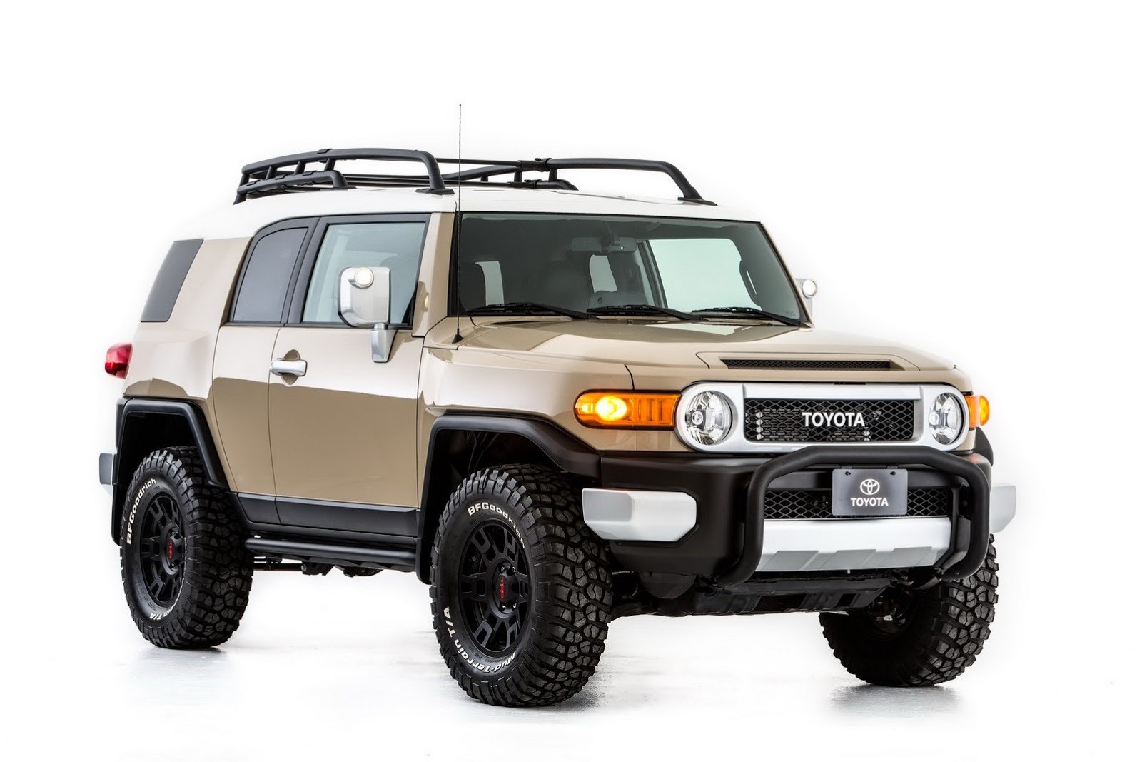 SEMAショー12】トヨタ FJクルーザー にTRDスーパーチャージャー