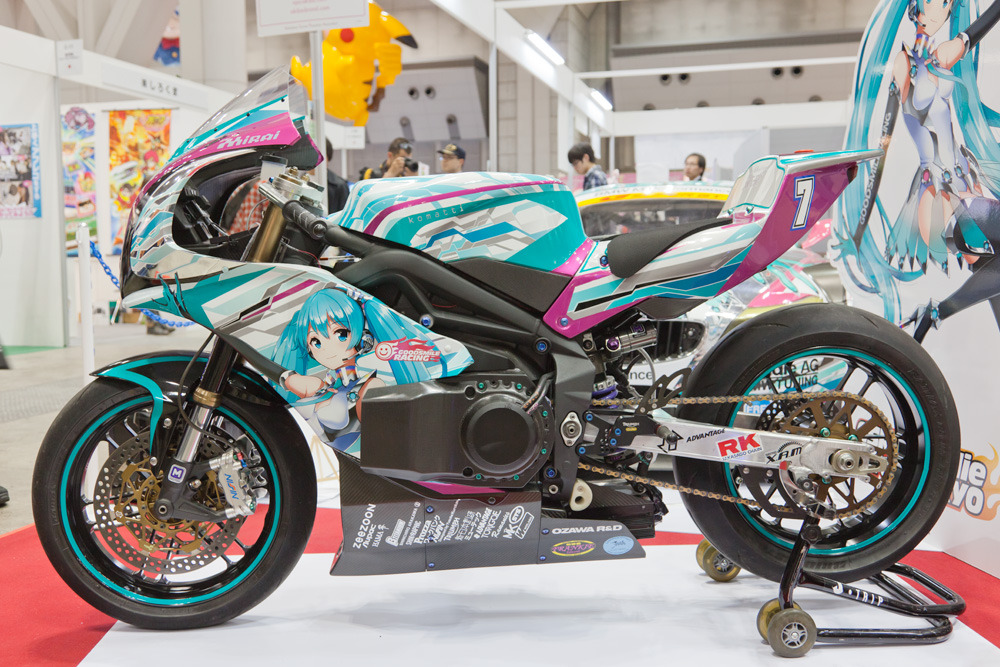 東京国際アニメフェアに初音ミク電動バイク TT零13 登場 東京国際アニメフェアに初音ミク電動バイク TT零13 登場