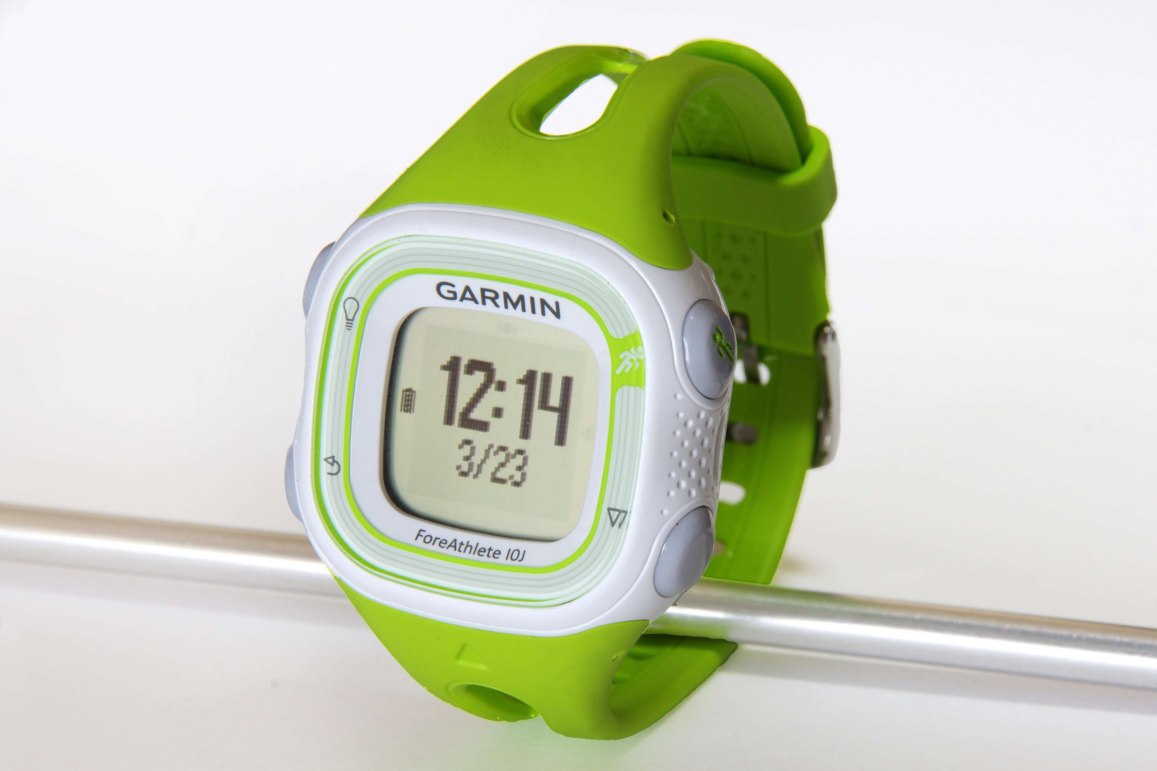 GARMIN ForeAthlete 10J インプレ前編】小さい・軽い・安い、三拍子