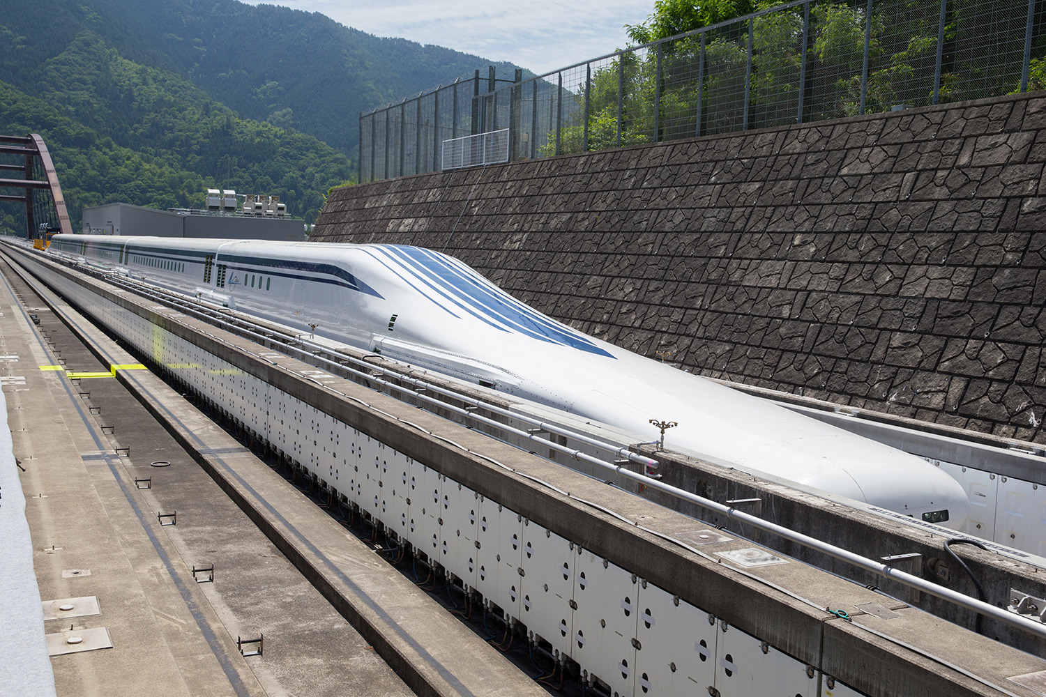 JR東海、山梨リニア実験線の走行試験8月29日から再開