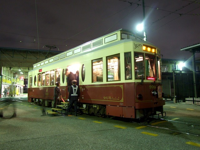 N) NT127 東京都電9000形 “9001 赤塗装”(M車) | モデモ