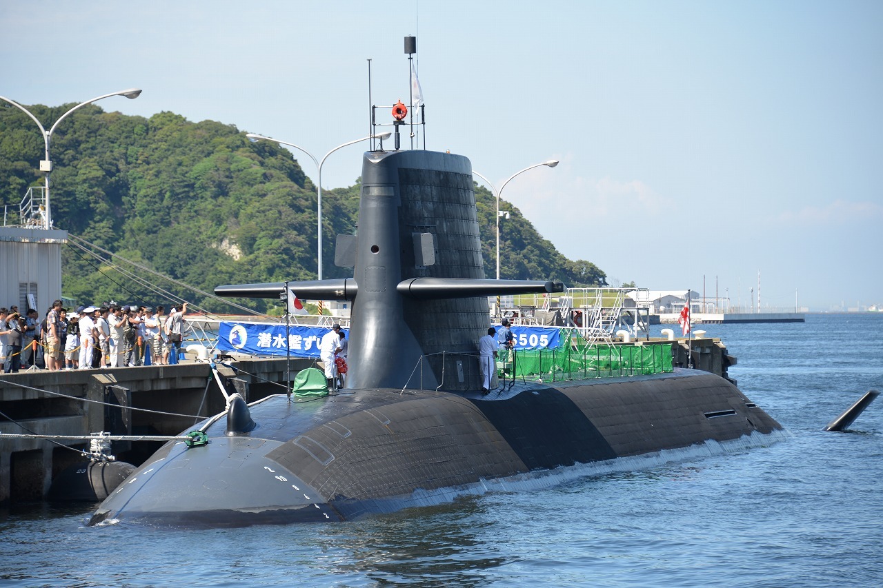 非売品1970年◇「横須賀造修所 潜水艦科」新編の記念品 潜水艦型