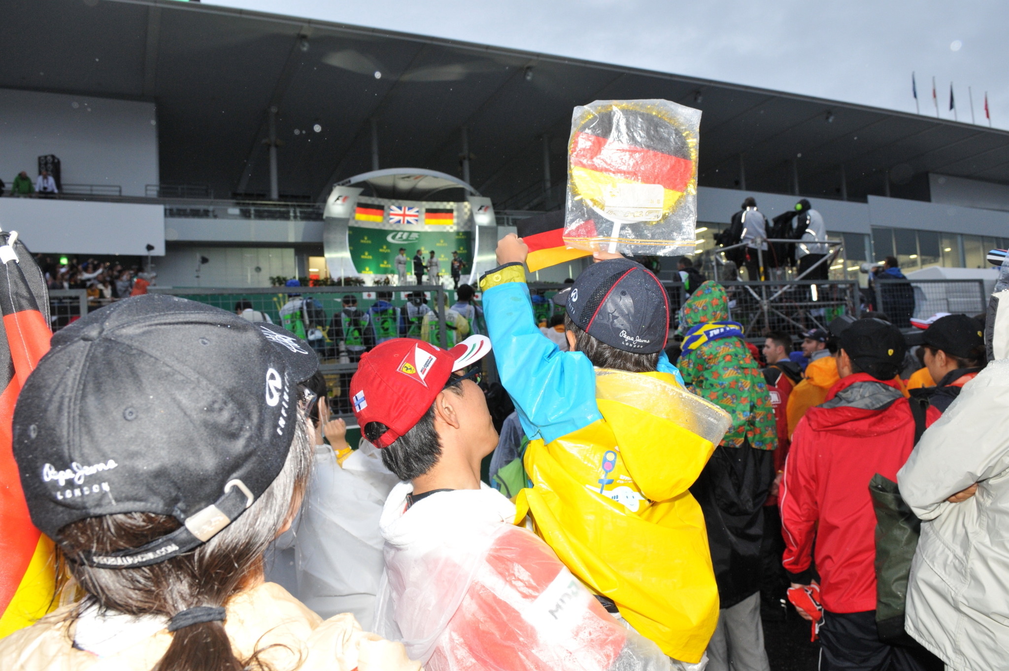 F1 日本GP】観戦シート紹介…家族での観戦に適したS席ファミリーシート