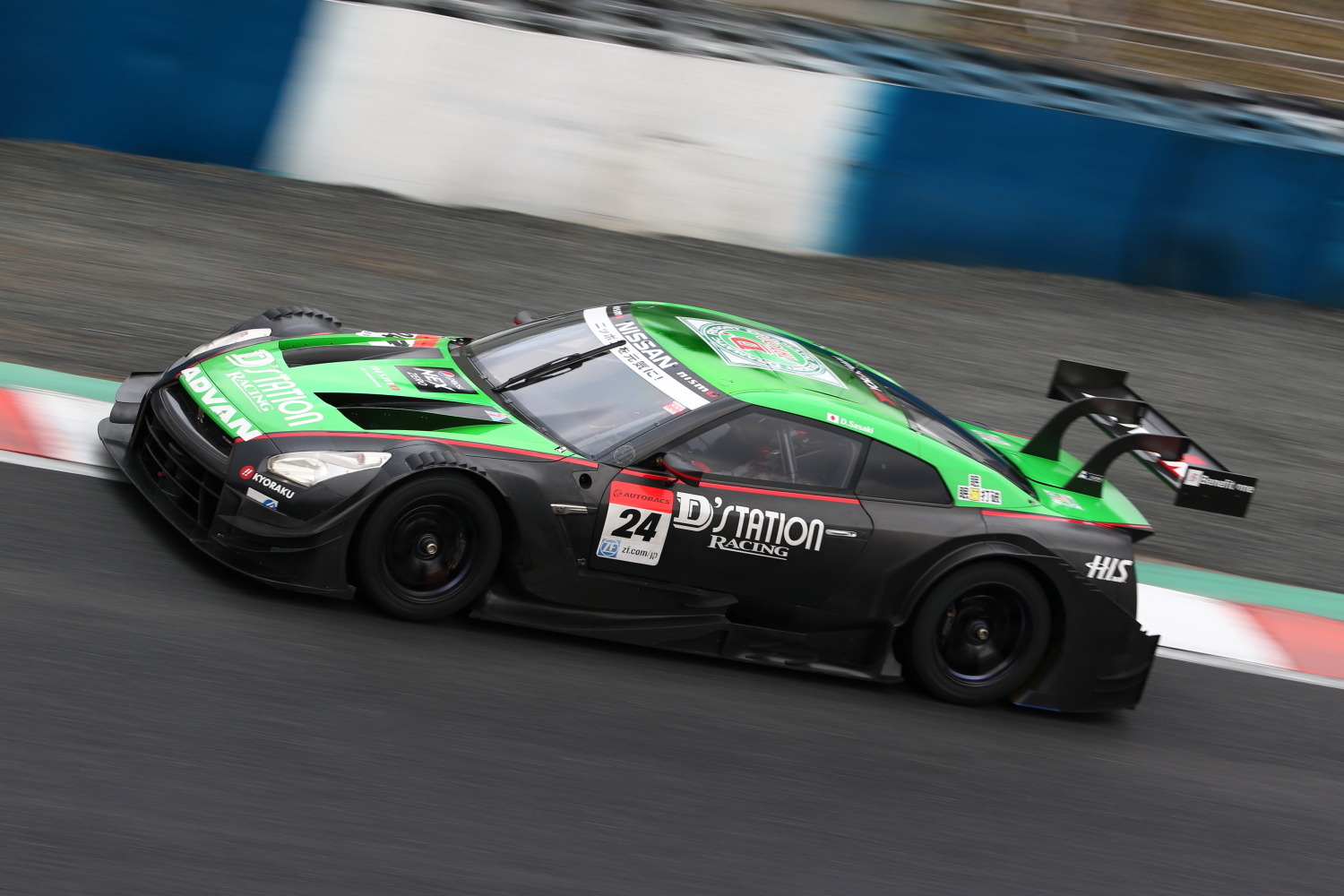 SUPER GT】 岡山テスト1日目…GT500はD'station GT-Rがトップ SUPER GT】 岡山テスト1日目…GT500はD'station GT-Rがトップ