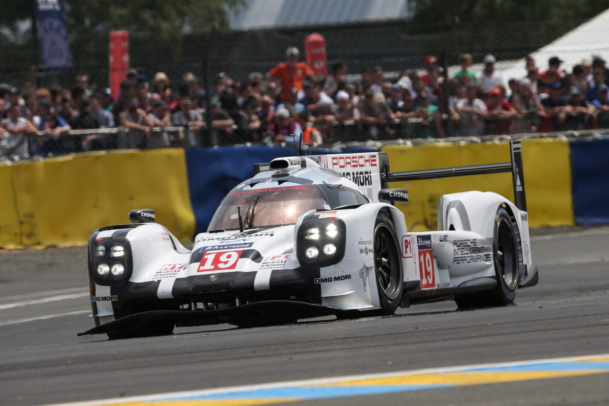 ルマン24時間 2015】決勝結果…ポルシェが歓喜のワンツーで最多17