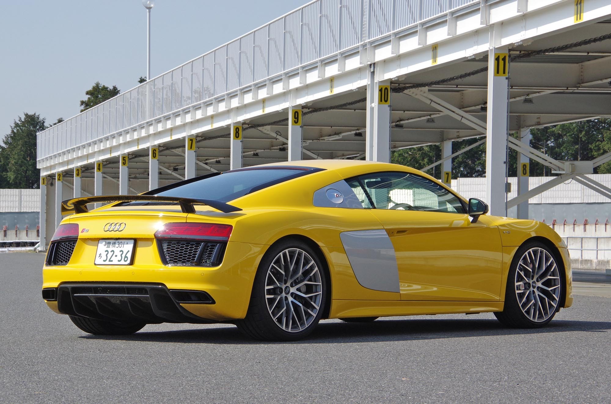 フラッグシップの頂点 アウディ R8 V10 Plus 写真蔵 9枚目の写真 画像 レスポンス Response Jp