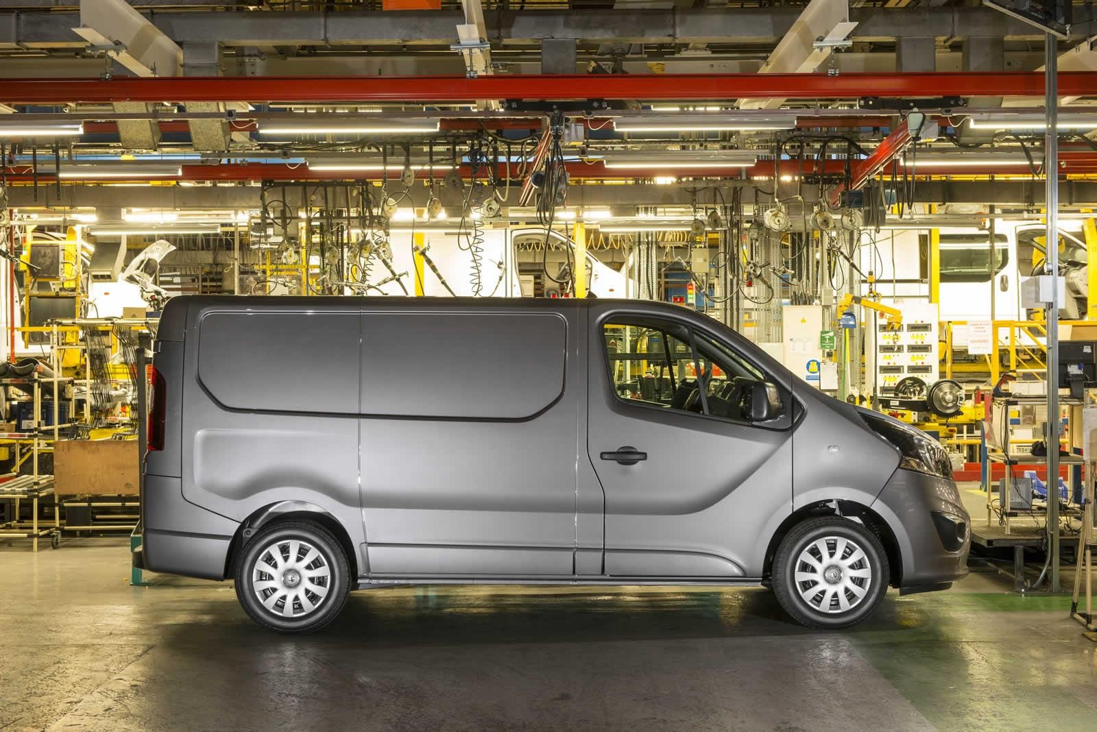 オペルの主力商用車 ヴィヴァーロ 新型 発表 ルノーと共同開発 5枚目の写真 画像 レスポンス Response Jp