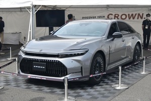 『クラウンセダン』は伝統のFRにFCEVを組み合わせる!初公開された左ハンドル仕様の内装も要チェック 画像