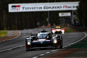 トヨタ『GR010ハイブリッド』、ルマン参戦40周年の特別カラーで総合優勝狙う 画像