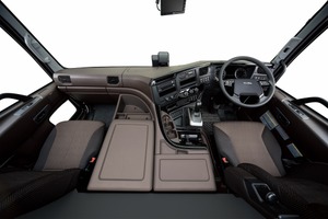 いすゞ『ギガ』など大型・中型トラック1万6780台をリコール…シートサスペンション不具合 画像