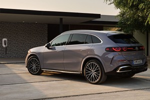 メルセデスベンツ、EVで双方向充電を2026年から開始…新型『GLC』が第1弾 画像
