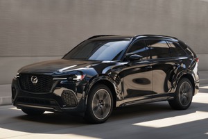 マツダ『CX-70』、ブラックエンブレムなどでスポーツ性を強化…米2026年モデル 画像