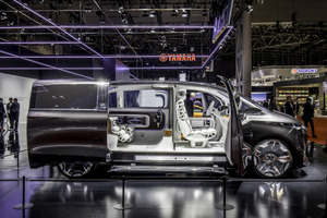 ライバルはアルファード？ メルセデスベンツの最高級ミニバンが日本初公開！…土曜ニュースランキング 画像