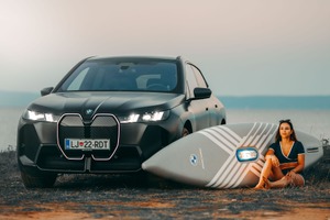 BMW初の水上スポーツ向け電動ボード誕生、時速7.5kmで推進可能…デザインは「ノイエクラッセ」に着想 画像