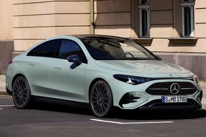 メルセデスベンツ『CLA』新型にハイブリッド、欧州で受注開始…約830万円から 画像