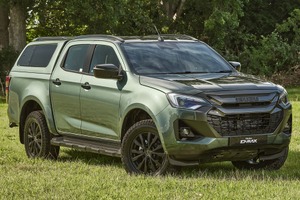 いすゞのピックアップ『D-Max』、「ハンツマンパック」英国設定…狩猟を楽しむ人向け 画像