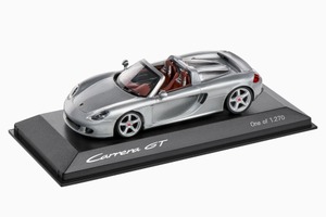 ポルシェのスーパーカー『カレラGT』25周年記念、「カプセルコレクション」日本発売…全12アイテム 画像