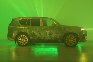 レクサス『LX』、映画『ウィキッド』の魔女をイメージしてカスタマイズ…車内でカラオケ可能 画像