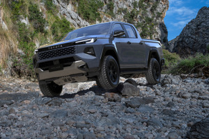 トヨタ株価が小幅続落、グループ会社元社員が詐欺容疑で逮捕と伝わる 画像