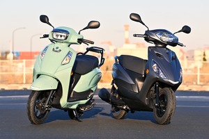 注目の125ccスクーター2台をガチンコ比較！「静粛」のアクシスZか？「快活」のアドレス125か？ 画像