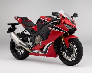 ホンダ CBR1000RR(ヴィクトリーレッド)