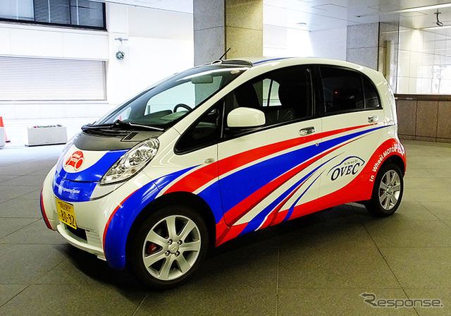 東京・田町の三菱自動車工業本社で公開されたコンバートEV実証実験車「OVEC-TWO」(1月11日)