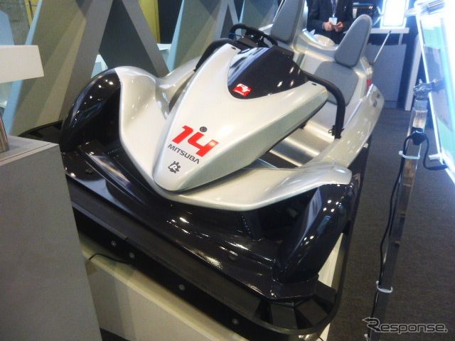 東京アールアンドデーブースに展示された鈴鹿サーキット新アトラクション用EVマシン(電動カート)「Circuit Challenger」(オートモーティブワールド2016/東京ビッグサイト/2016年1月13日)