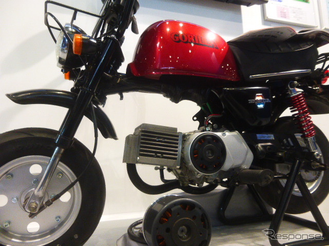 ミツバ(群馬県桐生市)はバイクやカートのEV化を提案(オートモーティブワールド2016/東京ビッグサイト/2016年1月13日)