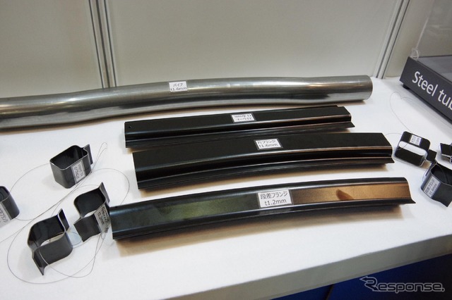 車体部品を大幅に軽量化できる製造システム「STAF(Steel Tube Air Forming)」を紹介する住友重機械工業(オートモーティブワールド16)