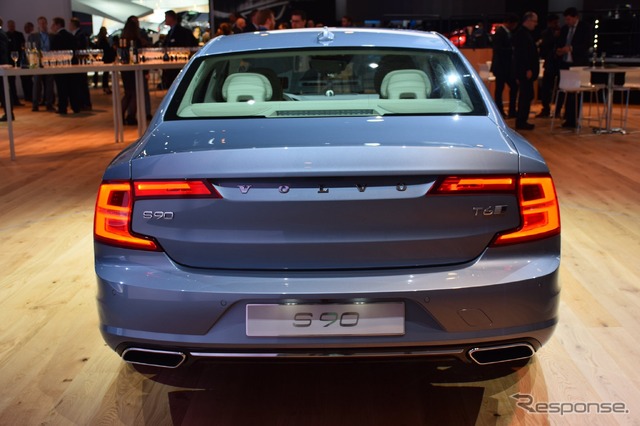 ボルボ S90(デトロイトモーターショー16)