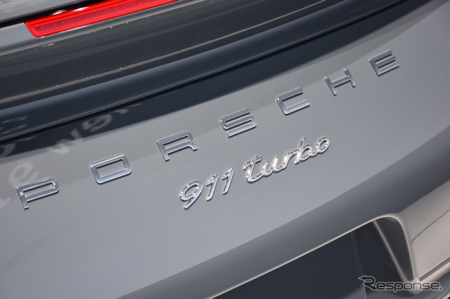 ポルシェ 911ターボ(デトロイトモーターショー16)