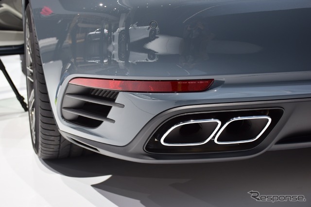 ポルシェ 911ターボ(デトロイトモーターショー16)