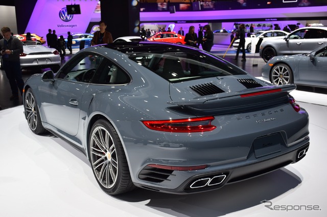 ポルシェ 911ターボ(デトロイトモーターショー16)