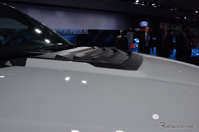 フォード F-150 ラプター スーパークルー(デトロイトモーターショー16)