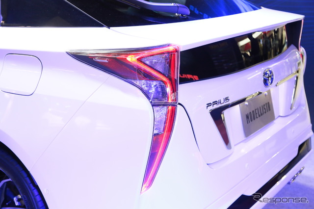 プリウス UP-GRADE STYLE(東京オートサロン16)