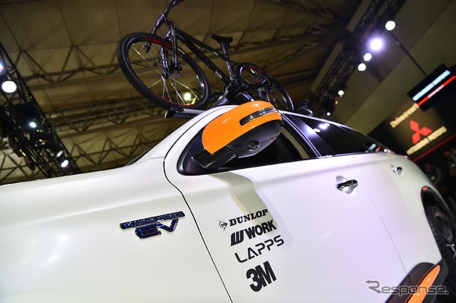 三菱 アウトランダーPHEV アウトドア ギア コンセプト(東京オートサロン16)