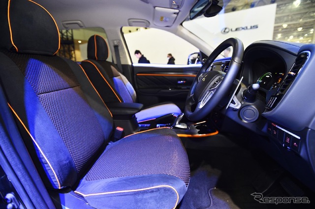 三菱 アウトランダーPHEV アウトドア ギア コンセプト(東京オートサロン16)