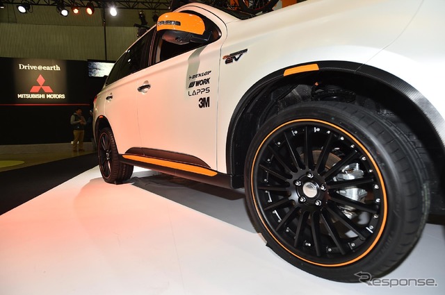 三菱 アウトランダーPHEV アウトドア ギア コンセプト(東京オートサロン16)
