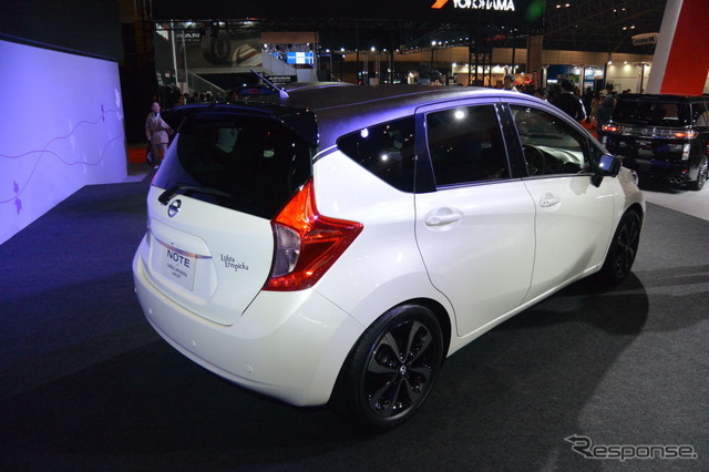 日産自動車 ブース(東京オートサロン16)