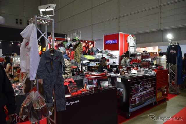 スナップオンブース（東京オートサロン16）