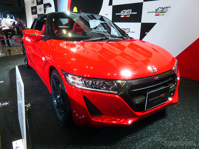 無限シビックタイプRコンセプトやS660 無限RAプロトタイプを展示した無限(東京オートサロン2016/1月15日/幕張メッセ)